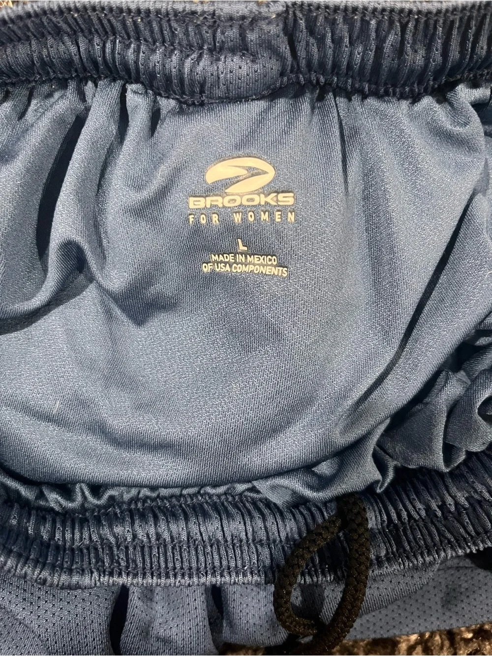Brooks women’s large running jogging shorts blue lined